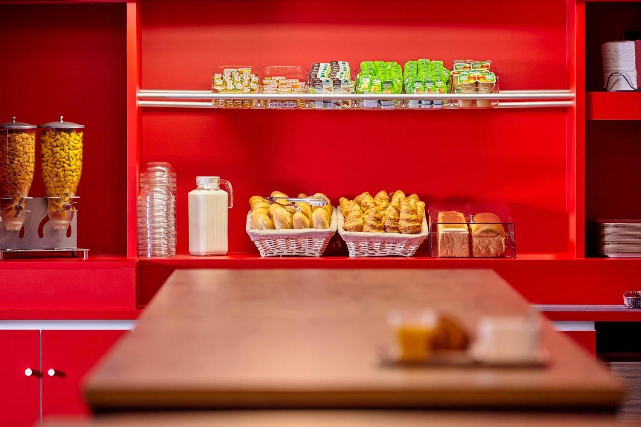 Hotelf1 Clermont Ferrand Est Экстерьер фото